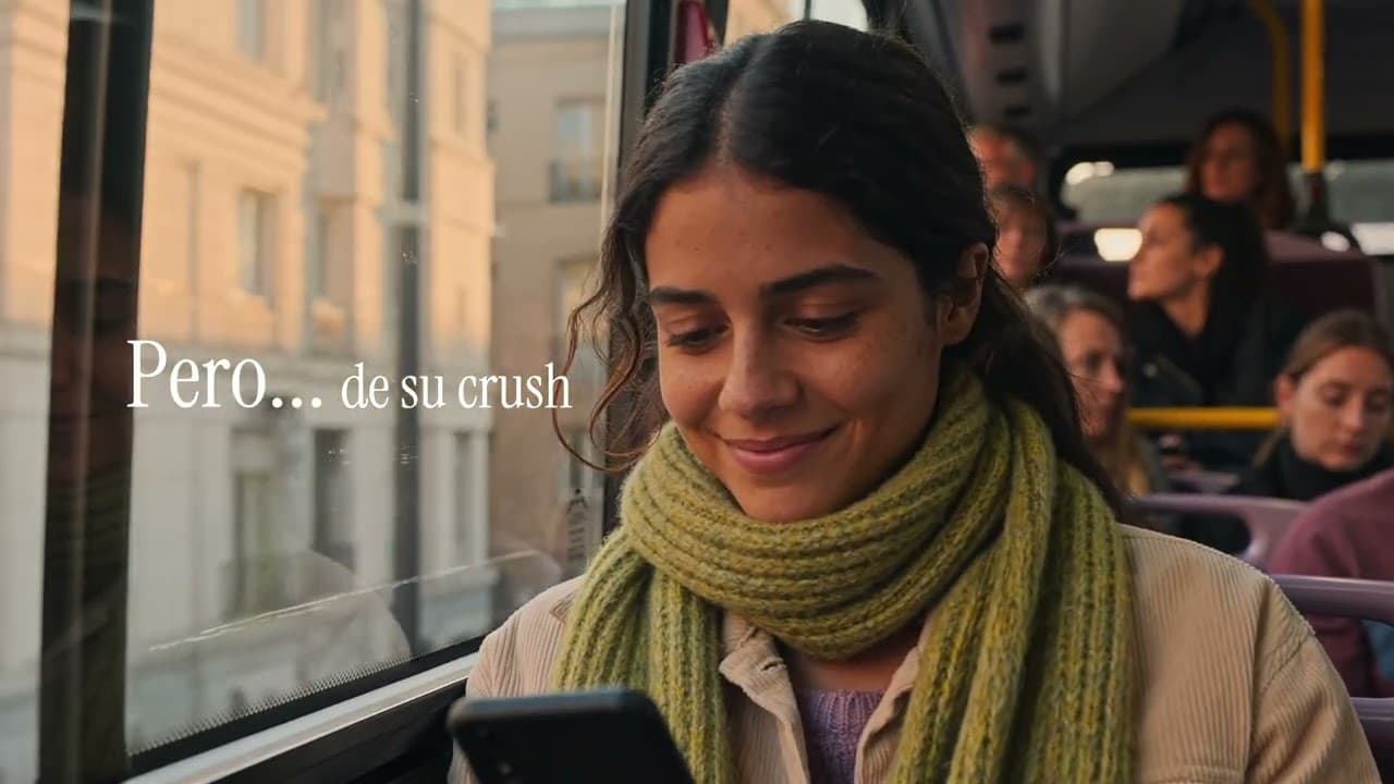 Fotograma del spot De fuentes dispersas a una lectura que mueve decisiones. de Wiwo.MetriQ