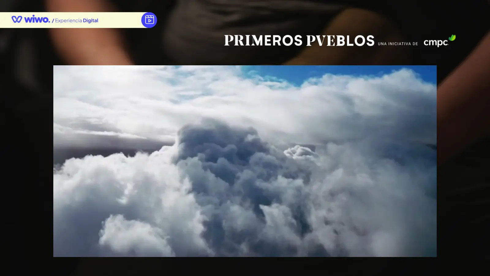 Pieza audiovisual de Primeros Pueblos con una vista aérea del territorio entre nubes